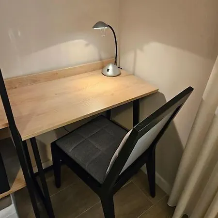 Brian's In 2 Apartment