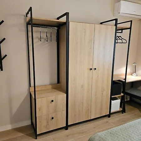 Brian's In 2 Apartament Tirana