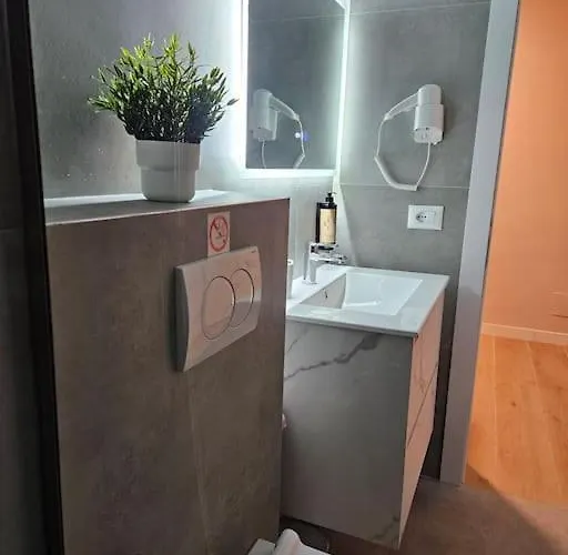 Brian's In 2 Apartament