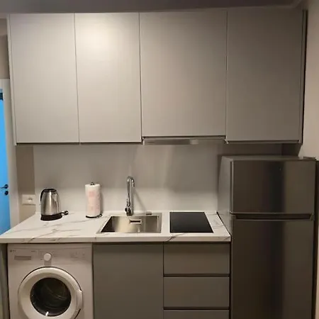 Brian's In 2 Apartment Tirana