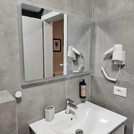 Brian's In 2 Apartment *